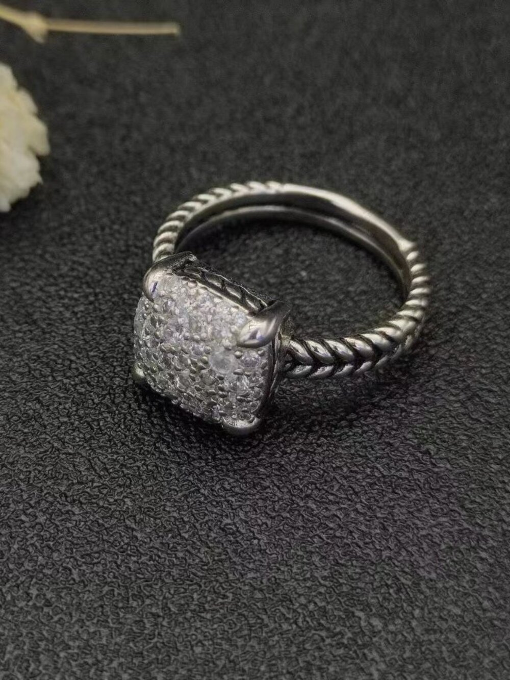 ✨David Yurman Ring✨ - Picture 10 of 10